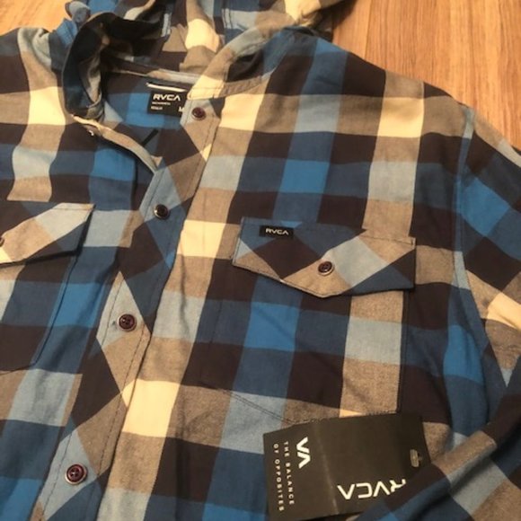 RVCA Other - RVCA  hooded flannel button down sz M